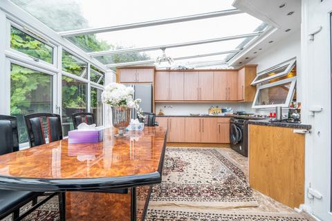 61 Stirling Road, Hayes, UB3 3AJ