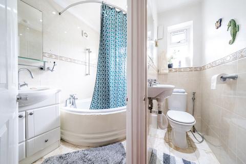 61 Stirling Road, Hayes, UB3 3AJ