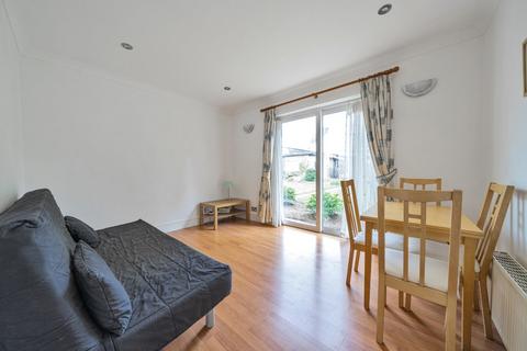 2 bedroom apartment for sale, Eaton Rise, Ealing, London