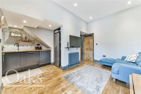 2 bedroom apartment for sale, Woodside Green, South Norwood