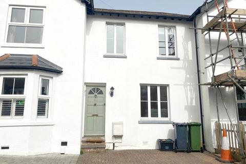 3 bedroom terraced house to rent, Glovers Road, Reigate, Surrey, RH2