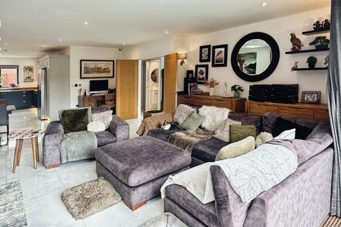 The Willows Sledmere Road, Langtoft, Driffield, YO25 3TP