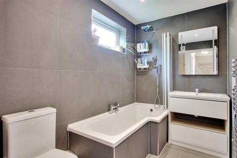 21 Northfield, Hartley, Longfield, DA3 7EW