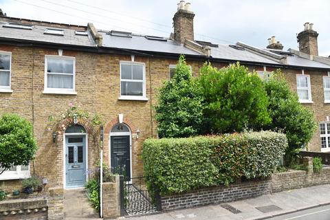 3 bedroom terraced house for sale, Lion Road, Twickenham TW1