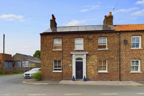 4 bedroom semi-detached house for sale, 8 Pulham Lane, Driffield YO25