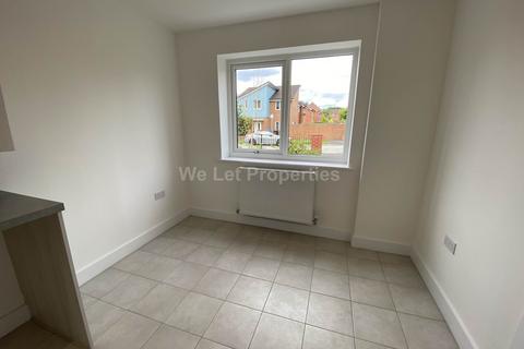 3 bedroom house to rent, Sandal Street, Manchester M40