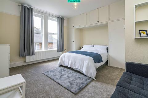 1 bedroom flat to rent, Flat 2, 8 Zulla Road, Nottingham, NG3