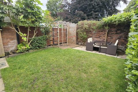 64 Windsor Road, Levenshulme, Manchester, M19 2EB