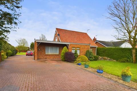 4 bedroom detached bungalow for sale, Hornsea Road, Driffield YO25