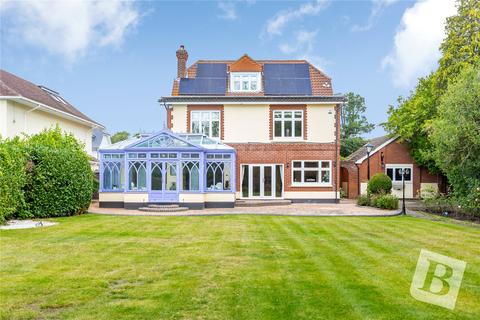 18 Ernest Road, Hornchurch, RM11 3JF