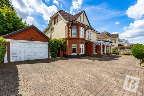 18 Ernest Road, Hornchurch, RM11 3JF
