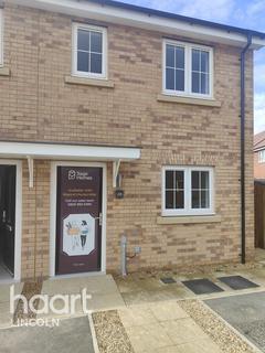 2 bedroom end of terrace house for sale, Massingham Place, Bourne