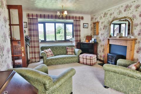 2 bedroom detached bungalow for sale, Braemar Court, Driffield YO25