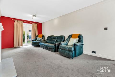 18 Bailey Way, Peterborough, PE2 9SE