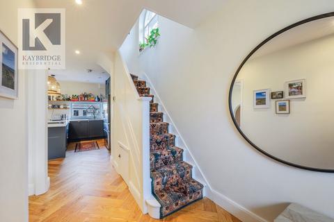 13 Stoneleigh Crescent, Stoneleigh, Epsom, KT19 0RT