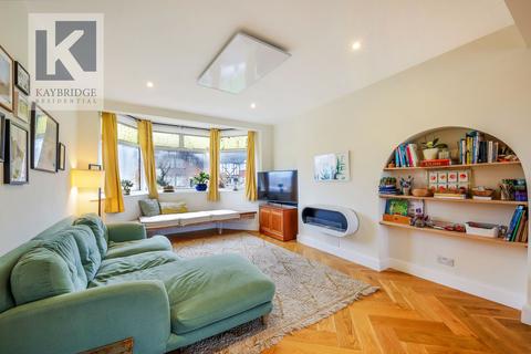 13 Stoneleigh Crescent, Stoneleigh, Epsom, KT19 0RT