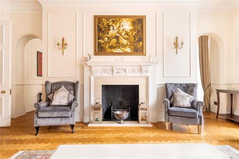 4 bedroom apartment for sale, Albert Hall Mansions, 31-48 Kensington Gore, SW7