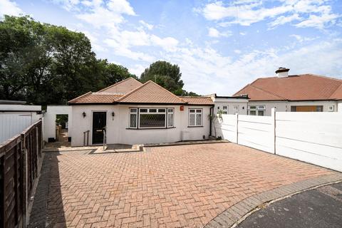 3 bedroom bungalow for sale, Brunswick Close, Pinner, Middlesex