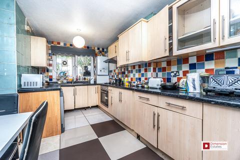 4 Selsea Place, London, N16 8HY