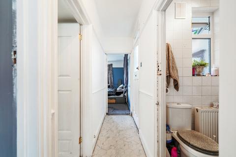 12 Veronique Gardens, Ilford, IG6 1AR