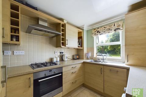 2 bedroom apartment for sale, Saxham Lodge, Fairview Road, Wokingham, Berkshire, RG40