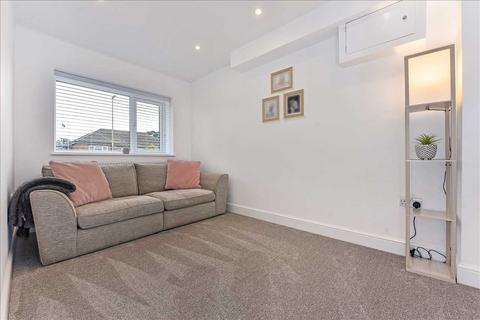 73 Fleet End Road, Warsash, Southampton, SO31 9JH