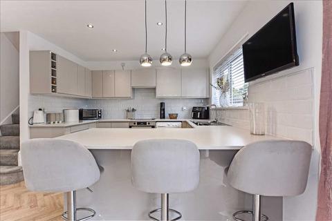 73 Fleet End Road, Warsash, Southampton, SO31 9JH