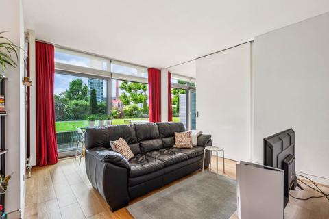 1 bedroom apartment to rent, The Montevetro Building, Battersea, SW11