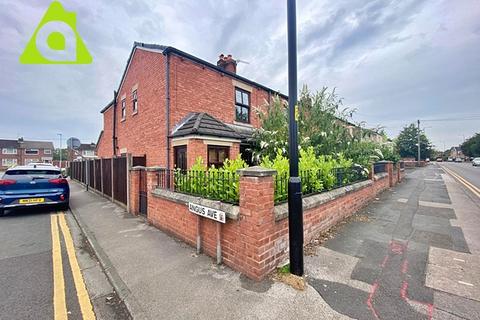 3 bedroom end of terrace house for sale, Wigan Road, Leigh, WN7 5DP