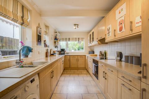 4 bedroom semi-detached house for sale, Looe Road, Felixstowe