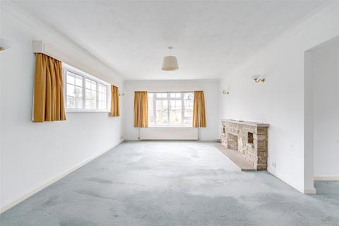 2 Cedar Close, Ferring, Worthing, BN12 5LH