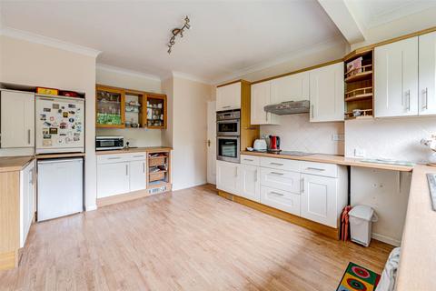 3 bedroom detached house for sale, Sea Drive, Ferring, Worthing, West Sussex, BN12