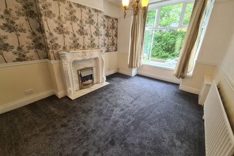 4 bedroom terraced house to rent, Station Road, Kearsley, Bolton