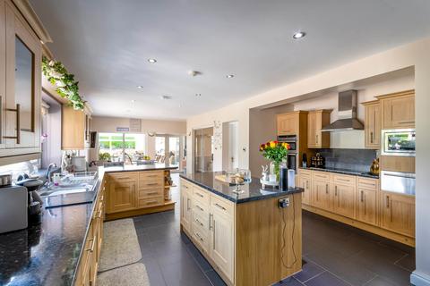 4 bedroom detached house for sale, Little Gringley Lane, Welham, Retford