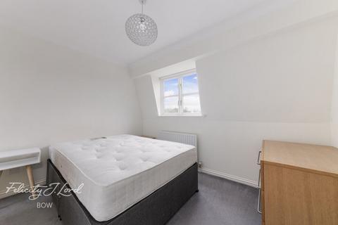 1 bedroom flat for sale, Mile End Road, LONDON
