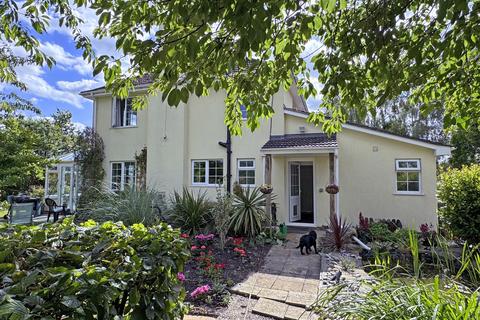West Dene Capel Road, Bentley, Ipswich, IP9 2DL