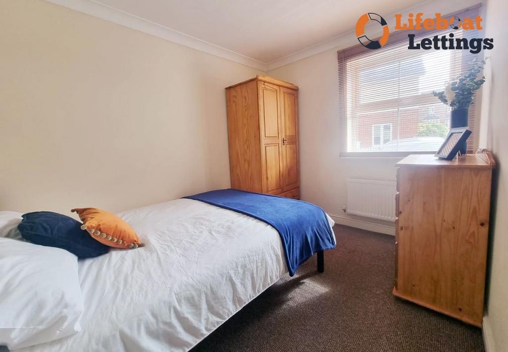 Bedroom 2a