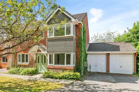 4 bedroom detached house for sale, Rufus Close, Southampton SO16