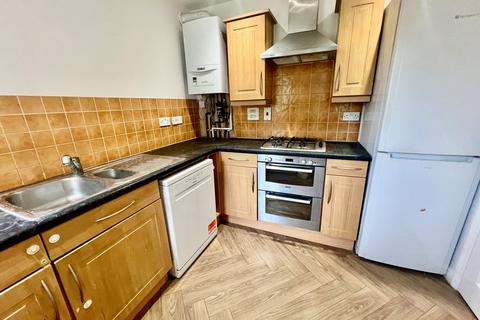 2 bedroom apartment to rent, Exchange Walk, Pinner HA5