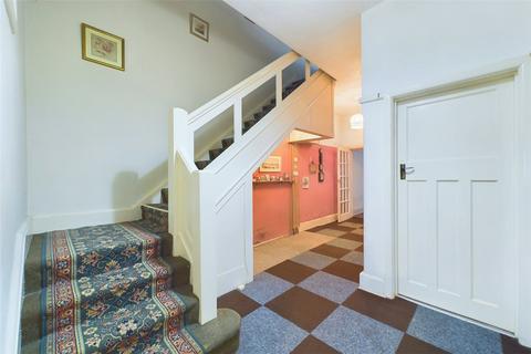 92 Cranleigh Road, Bournemouth, BH6 5JL
