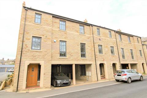 3 bedroom end of terrace house for sale, Glossop Brook View, Glossop SK13