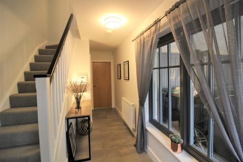 3 bedroom end of terrace house for sale, Glossop Brook View, Glossop SK13