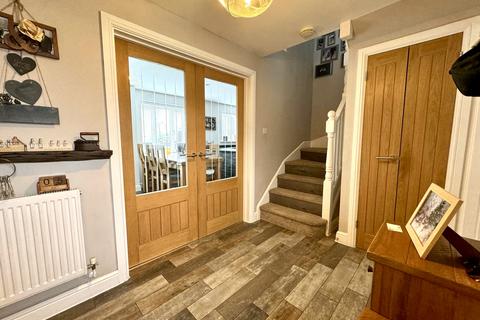 4 bedroom detached house for sale, Quakers Yard, Treharris CF46