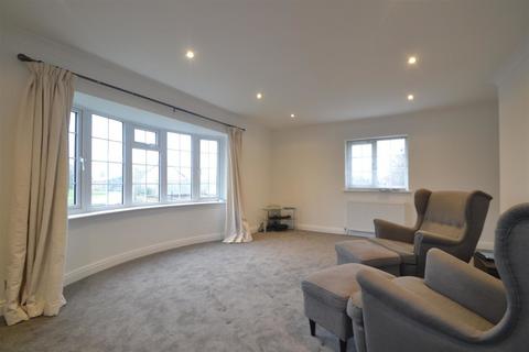 3 bedroom apartment to rent, Ringwood, Hampshire