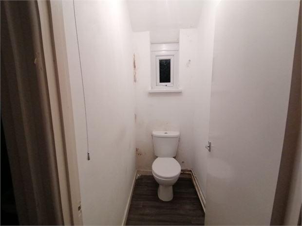 Upstairs wc