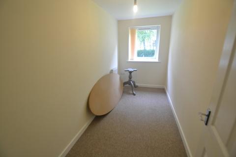 2 bedroom apartment to rent, Pavillion Close, Leicester LE2