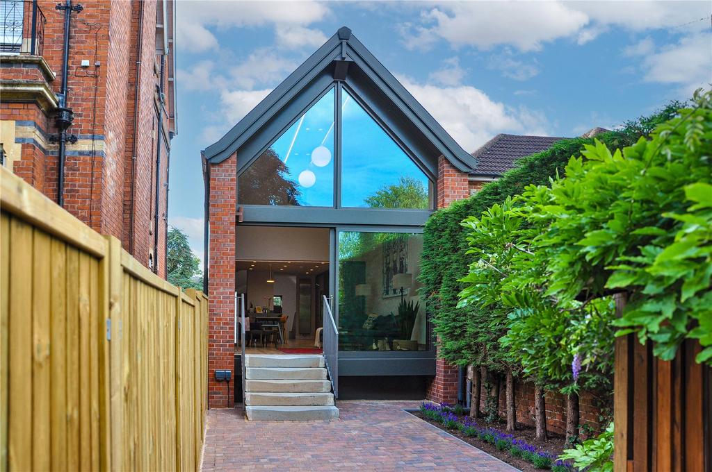 Shurdington Road, Cheltenham... 4 bed detached house for sale £800,000