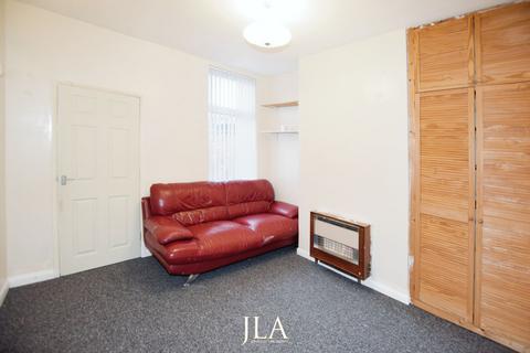 3 bedroom terraced house to rent, Leicester LE2