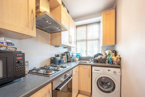 1 bedroom flat for sale, North End Road, Golders Green, London, NW11