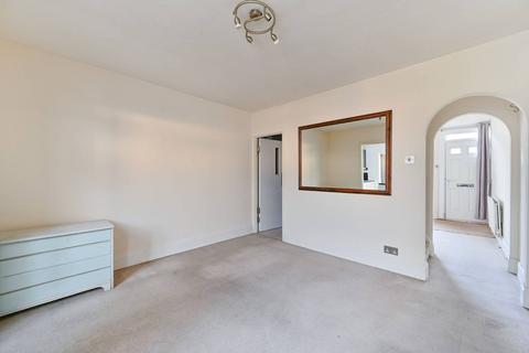 22 William Road, Sutton, SM1 4QT